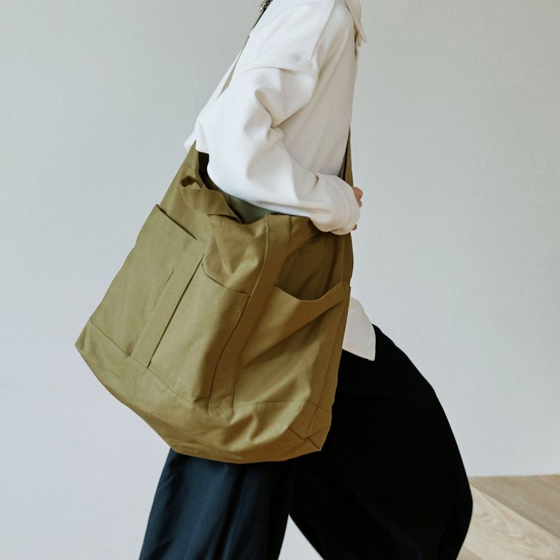 malen（マレン）の「unisex canvas bag beige（Bags）」