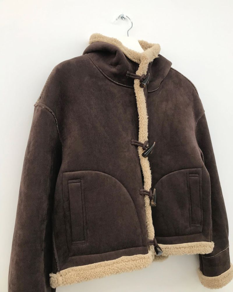 Femme Duffle Hooded Faux Shearling Jacket (2color)