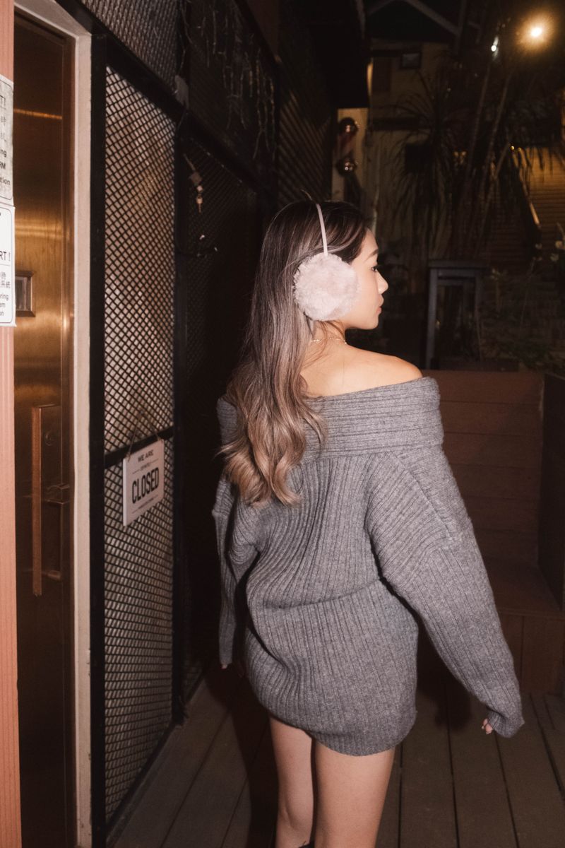 Oversized Off-shoulder Chunky Sweater - Grey