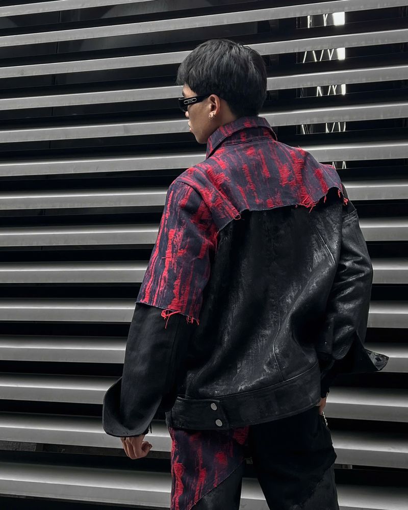 DISTRESSED WAX DENIM JACKET