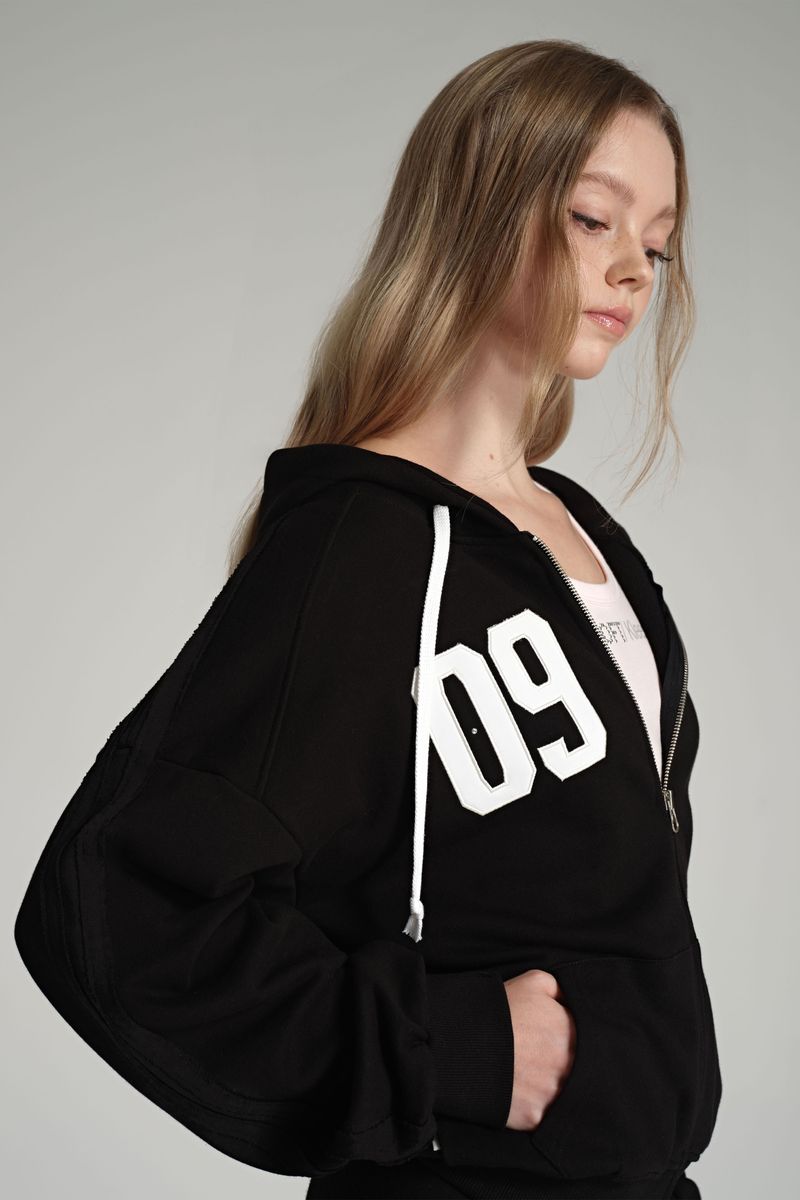 09 Numbering hooded zip-up, Black