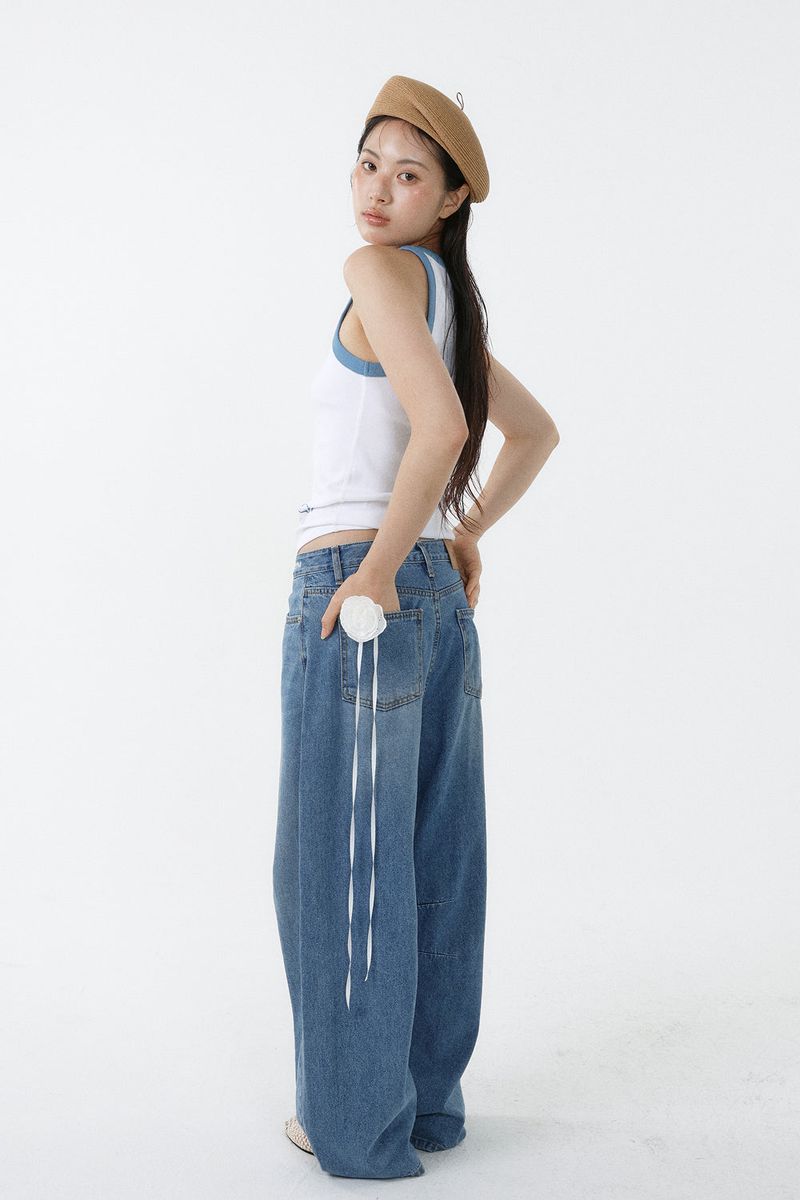DEEP NECK SLEEVELESS TOP_SKY BLUE-WHITE