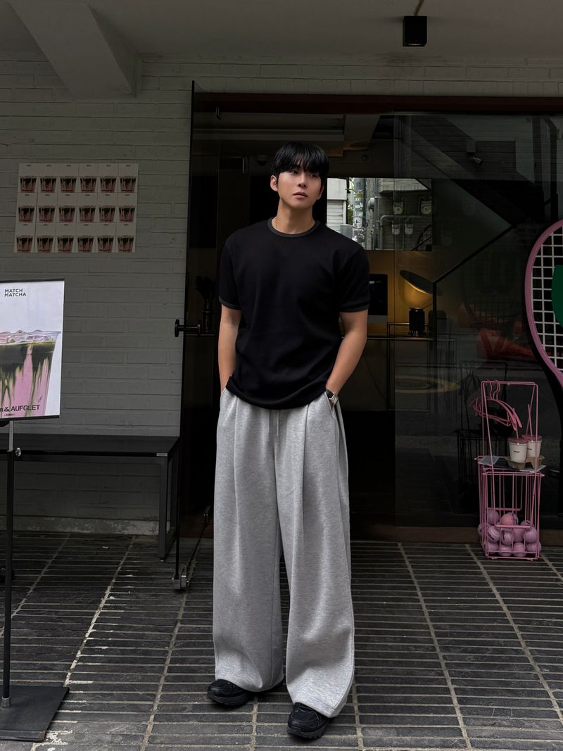 Straight wide sweatpants