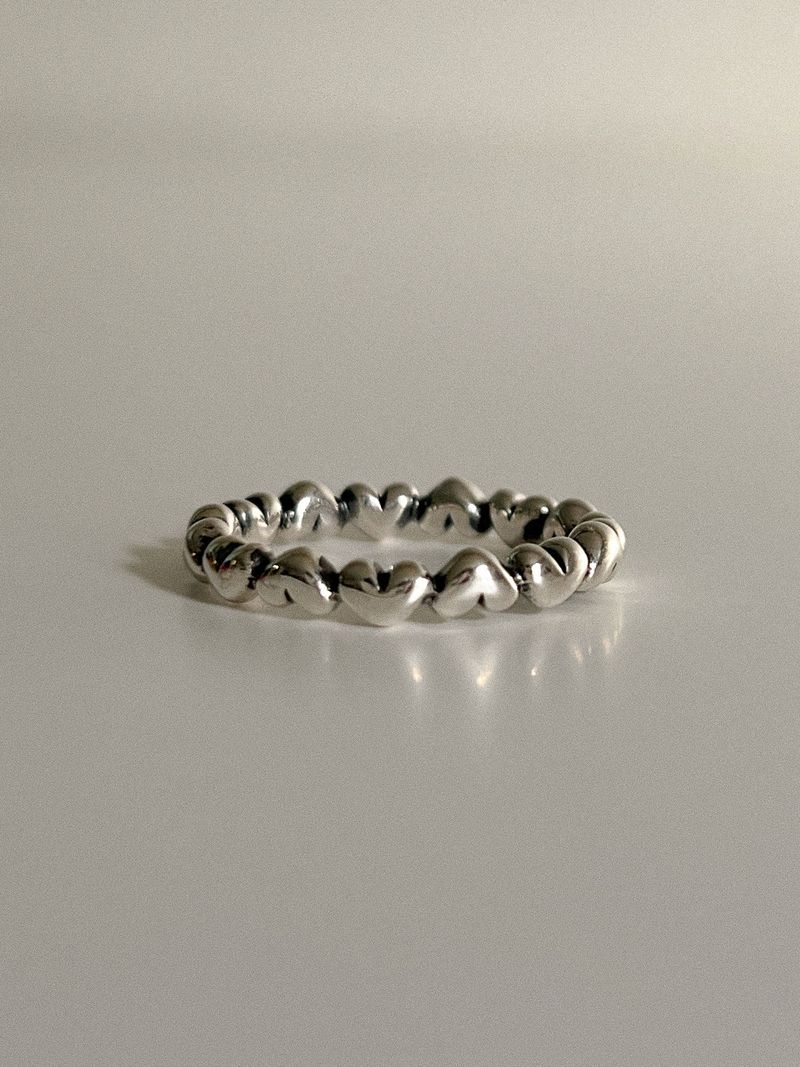 mattoi（マットゥア）の「ダービーハートリング (シルバー) *1PCS（アクセサリー）」