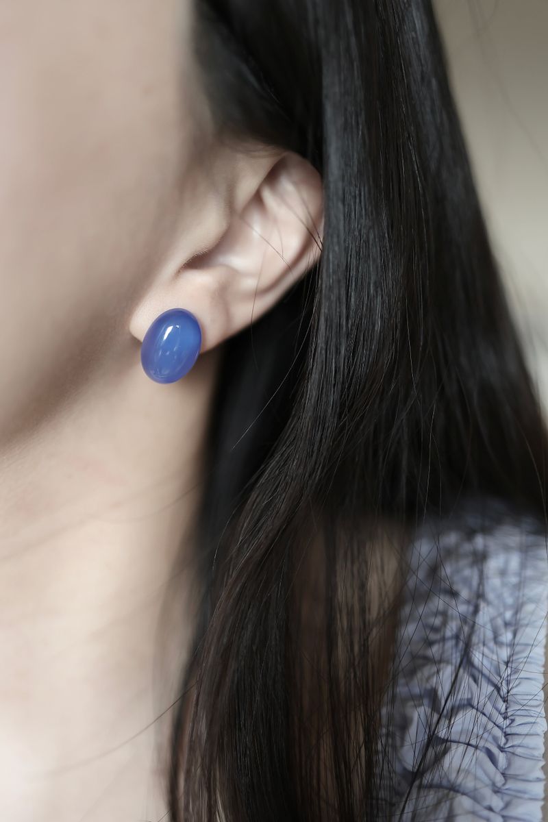 Good Day Blue Agate Oval Pierce handmade