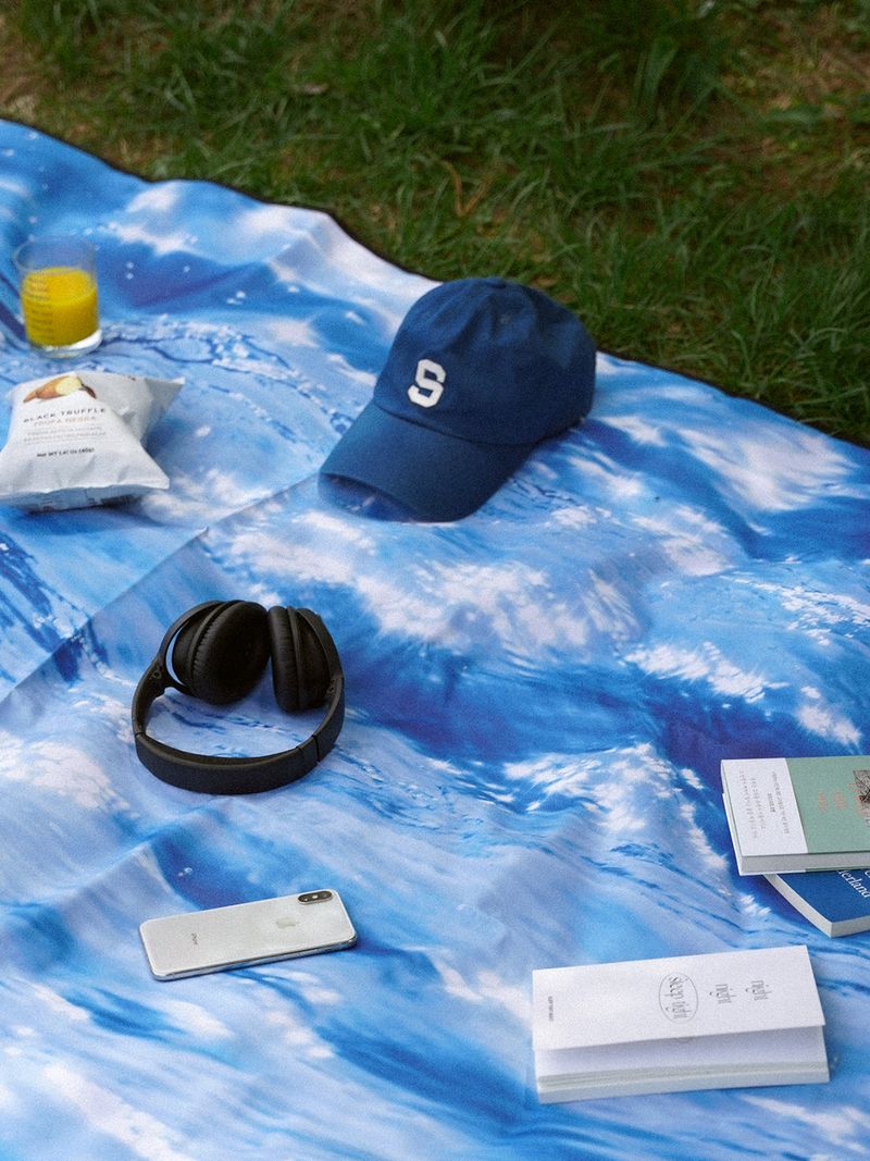 jeong O picnic mat