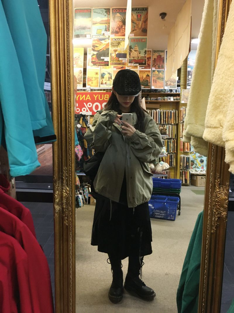 Motion Flow Cut Skirt (2c)