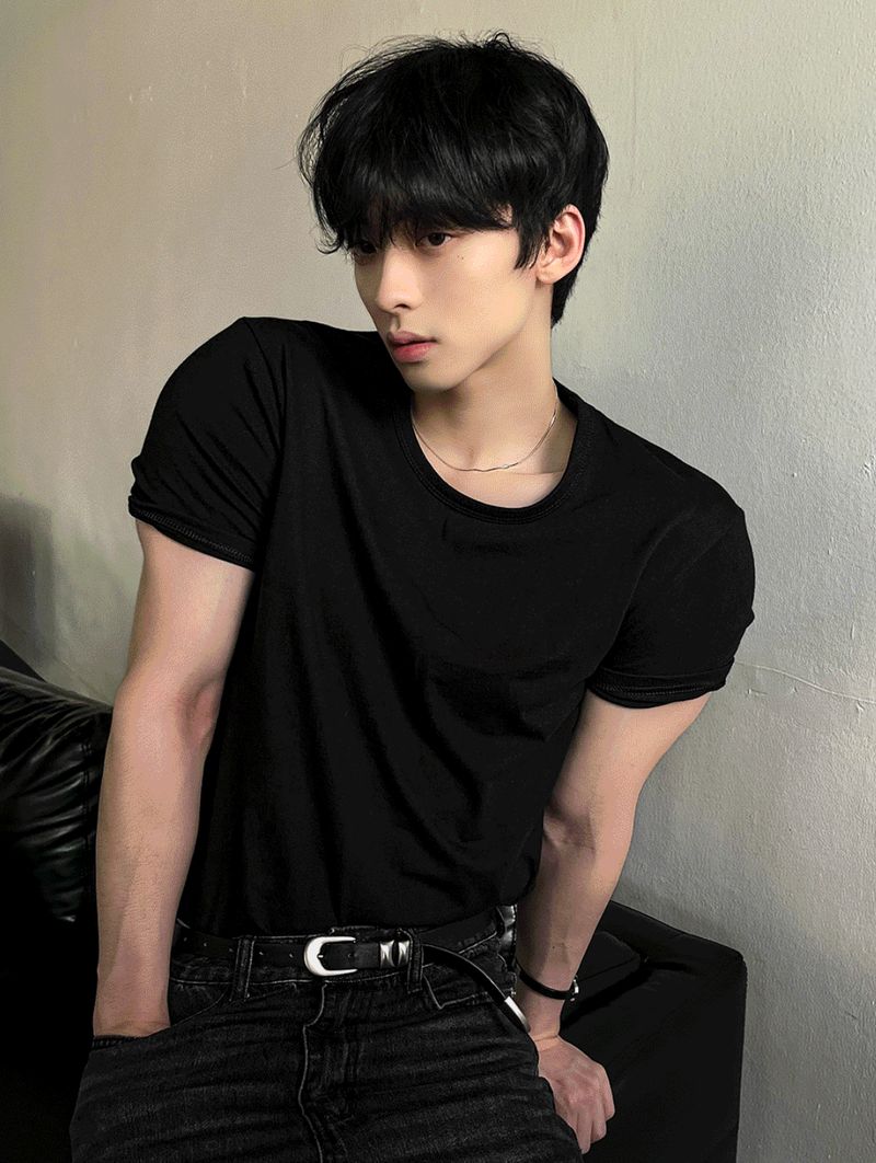 COSYHARU（コシハル）の「Cropped Muscle Fit T-shirt（Tops）」