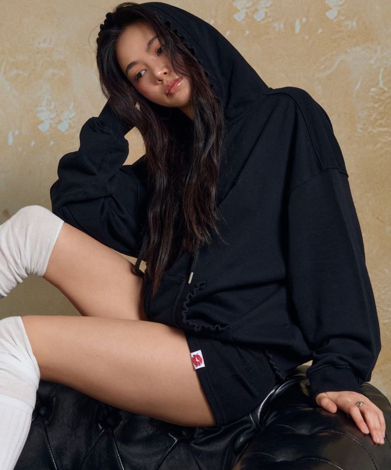 WASHED RUFFLE HOODIE ZIP-UP / BLACK