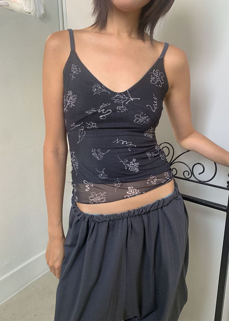 eon（イオエン）の「DRAWING MESH SLEEVELESS (3color)（Tops）」