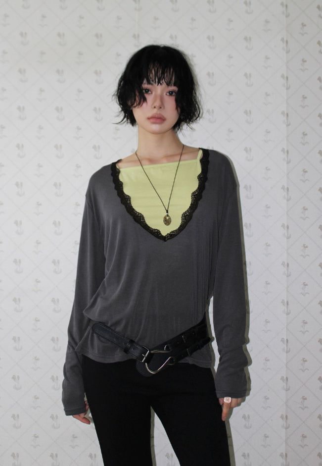 AAKE(アケ)の「DEEP V-LACE LONGSLEEVE(Tops)」