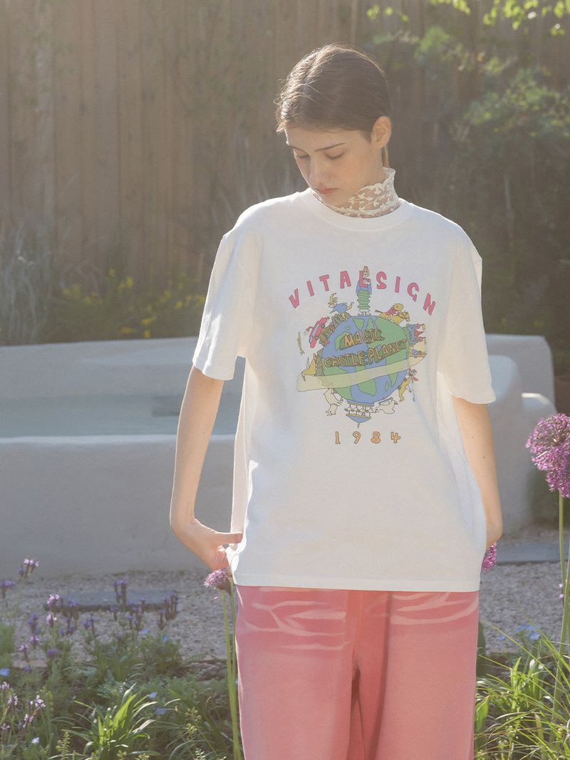 VITALSIGN(バイタルサイン)の「Magic Castle Planet T-shirt(Tops)」