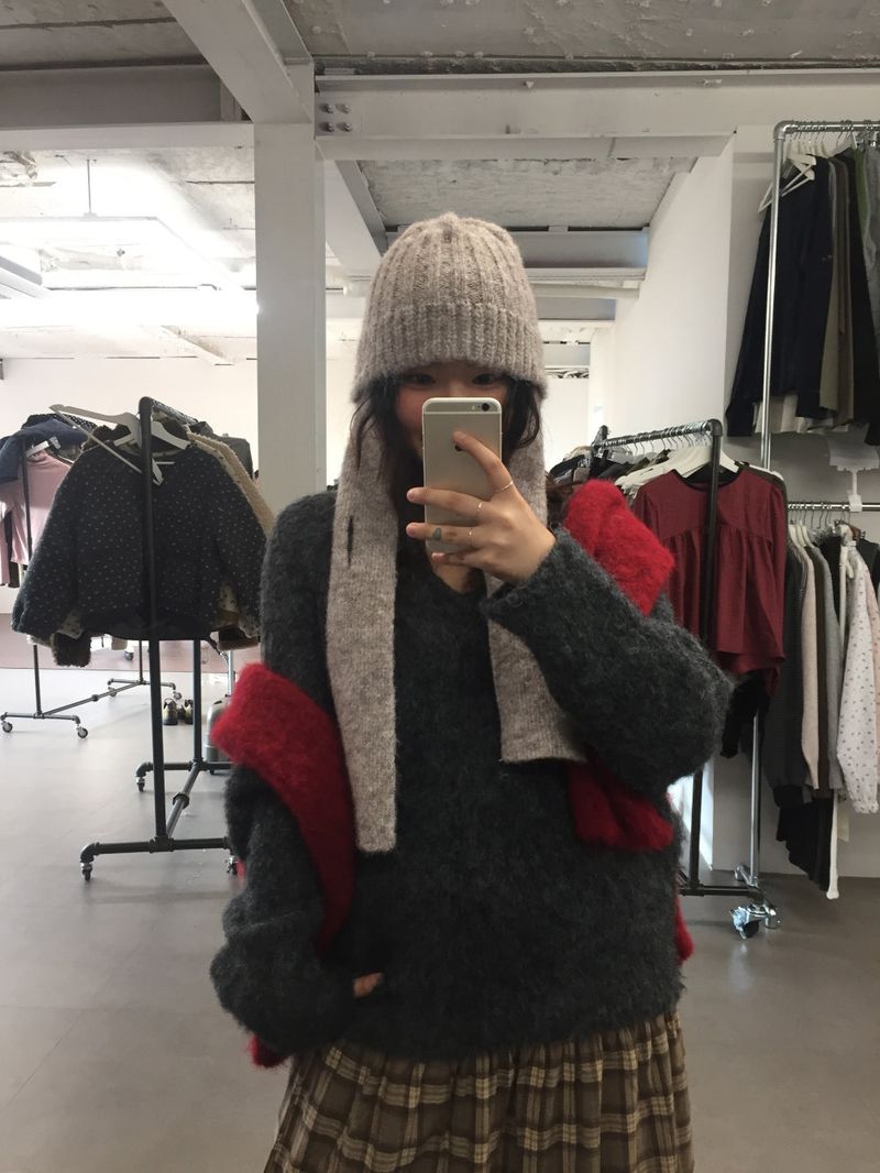 [MD Pick]Wool-Touch Brush V-Neck Knit (4 Colors)