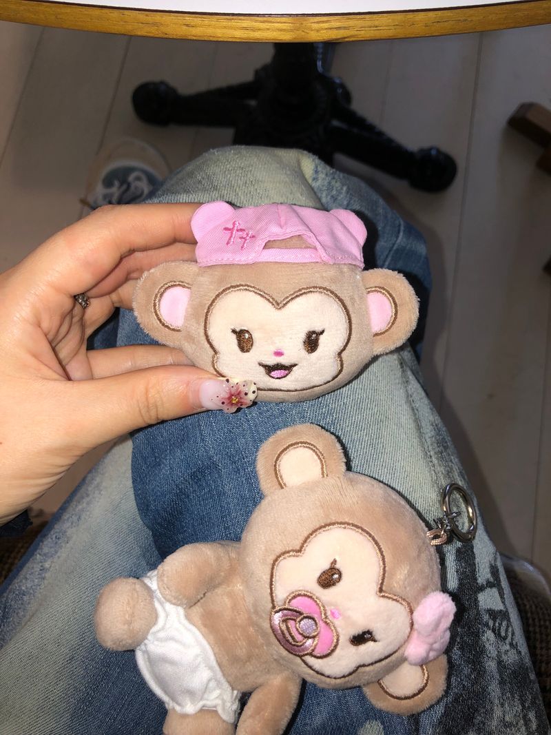 hiphop baby soong keychain