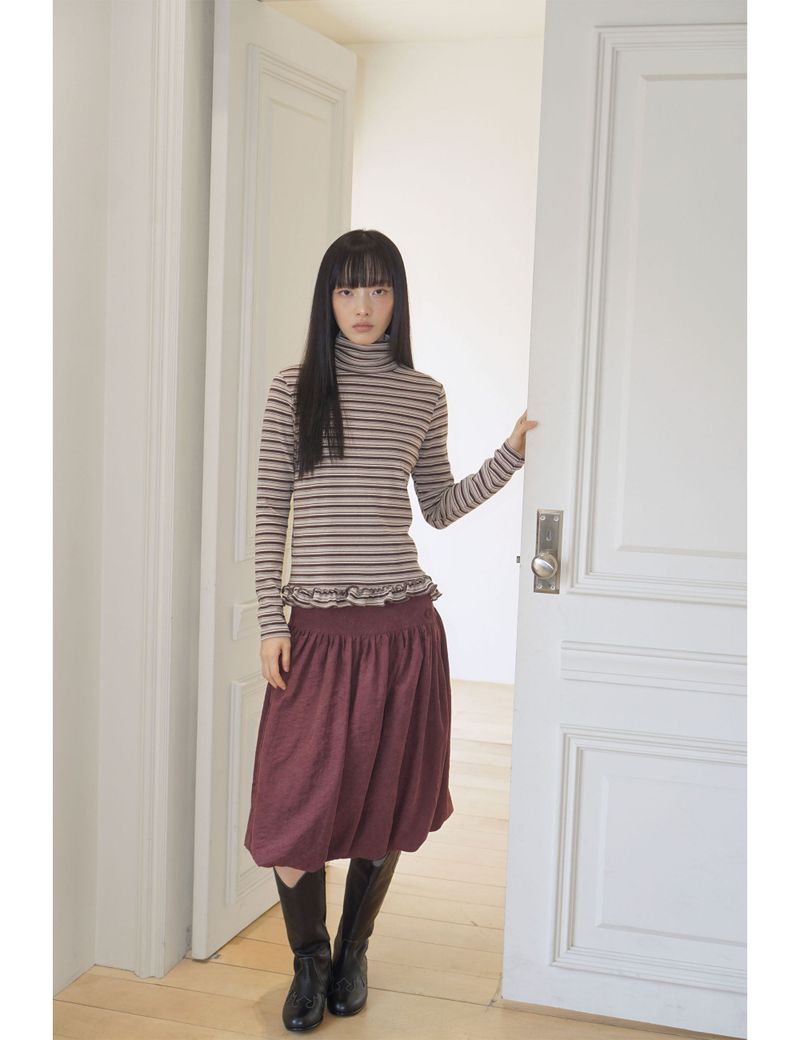 STRIPE TURTLENECK TEE(BROWN)