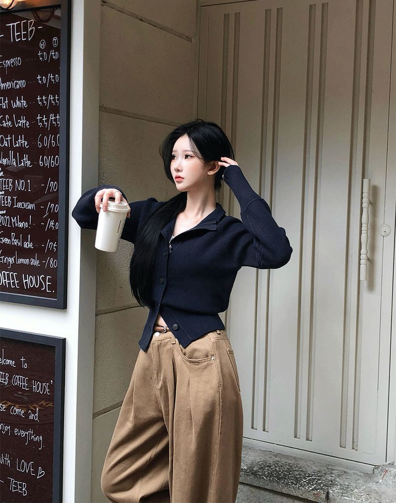 [BELLIDE MADE] semi-high-neck knit cardigan