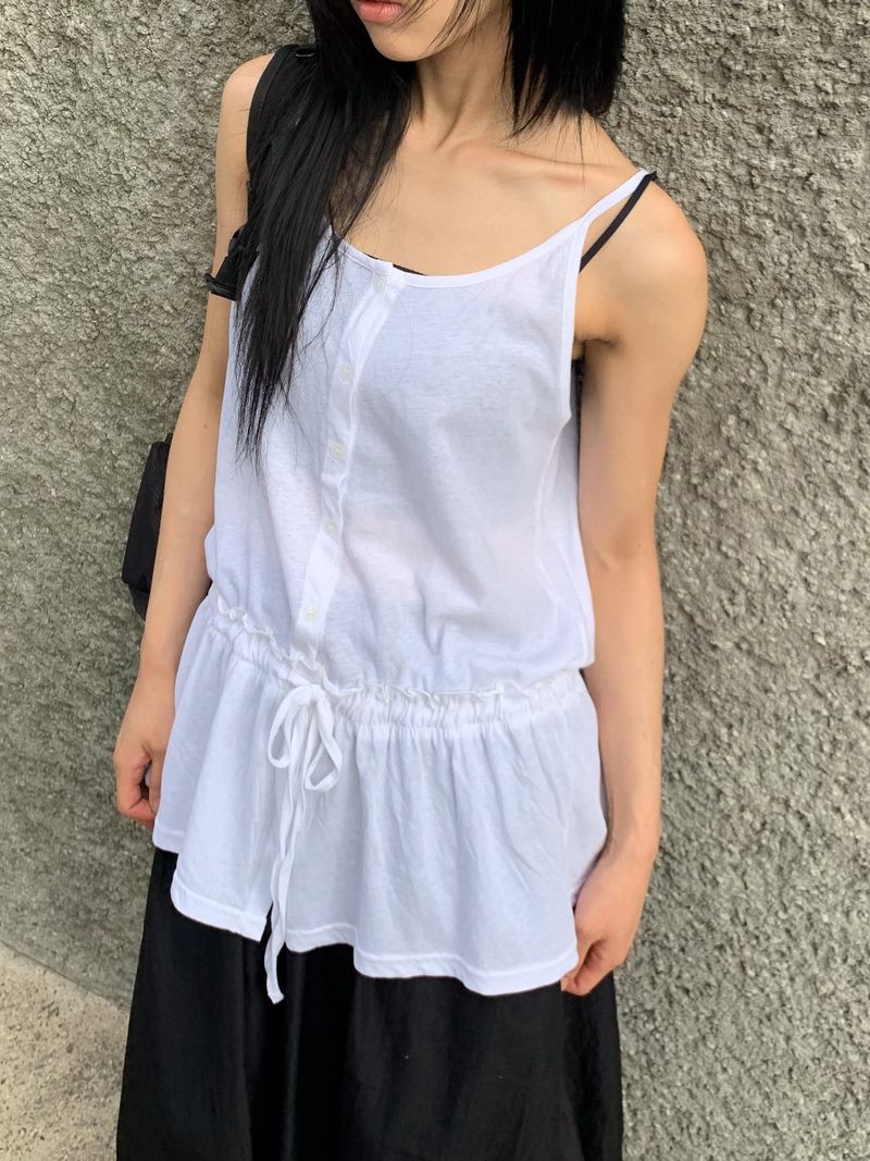 WOOHWA（ウファ）の「 FRILL SLEEVELESS MINI ONEPIECE（Tops）」
