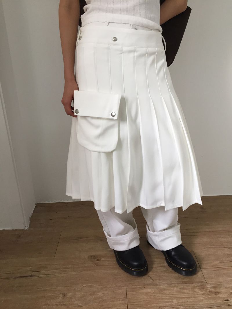 DUGGY（ダギー）の「Pocket Layered Wrap Skirt (2color)（Skirts）」