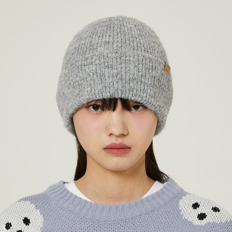Hairy basic beanie