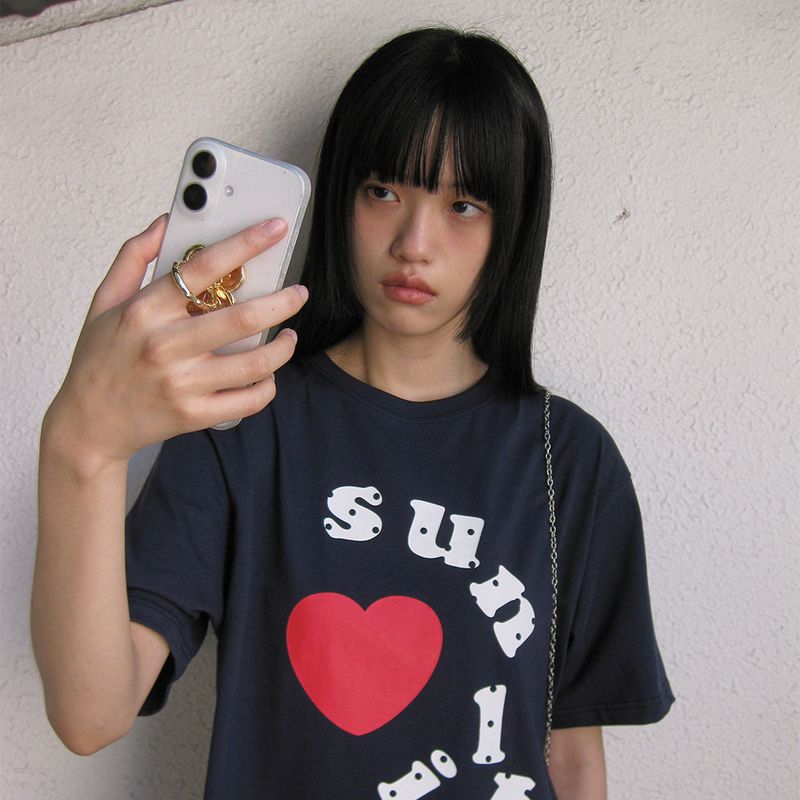 Sunlit（サンリット）の「WAVY PETAL GRIP (MATT GOLD)（Smartphone Accessories）」