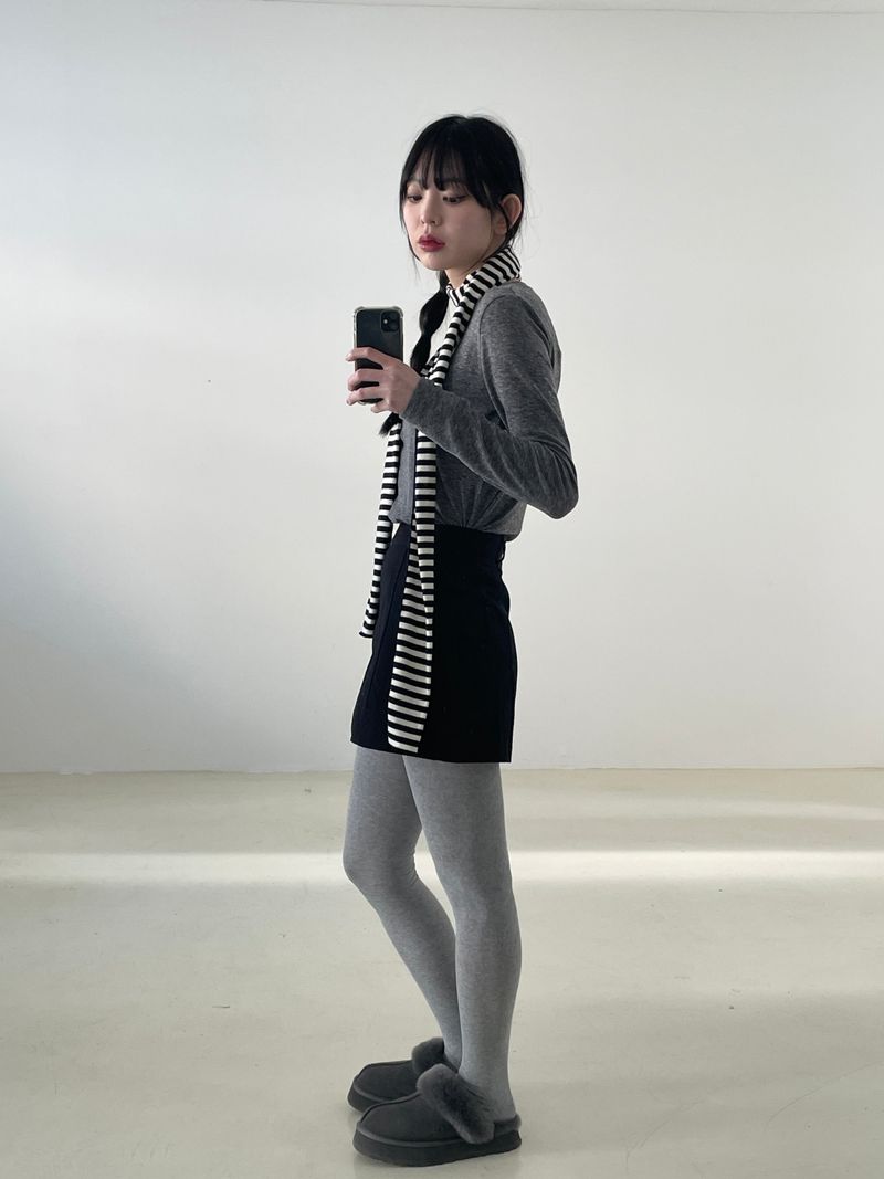 Y2K mini skirt