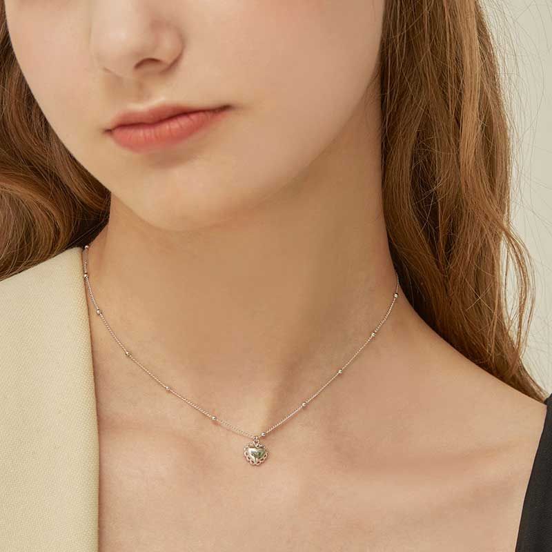 pawpaw mini necklace