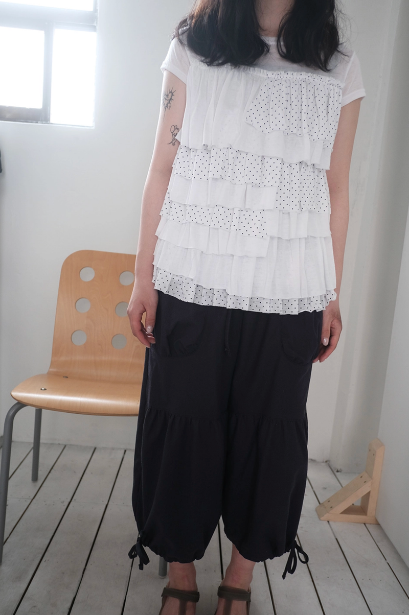 frill wing T (2c)
