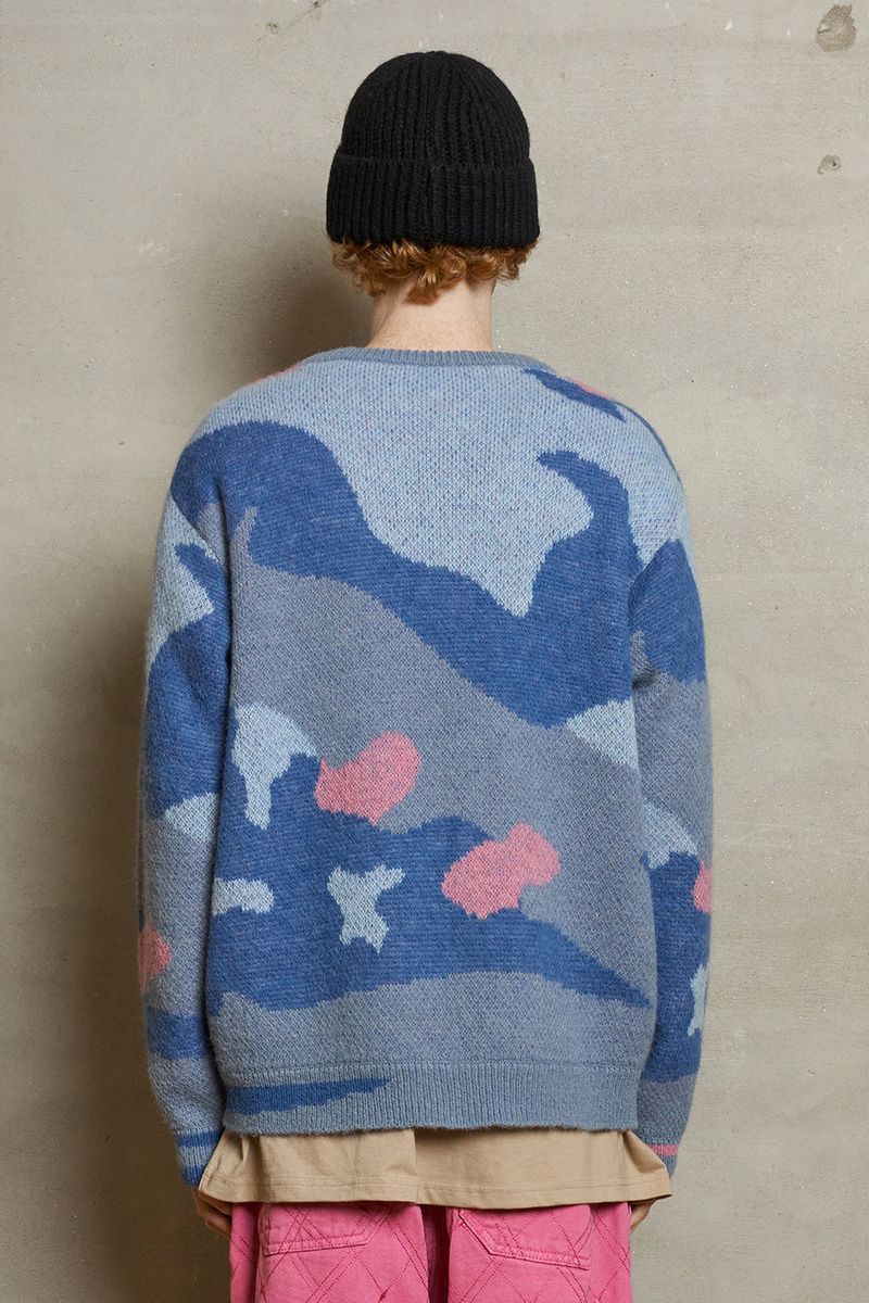 BRUSHED CAMO KNIT