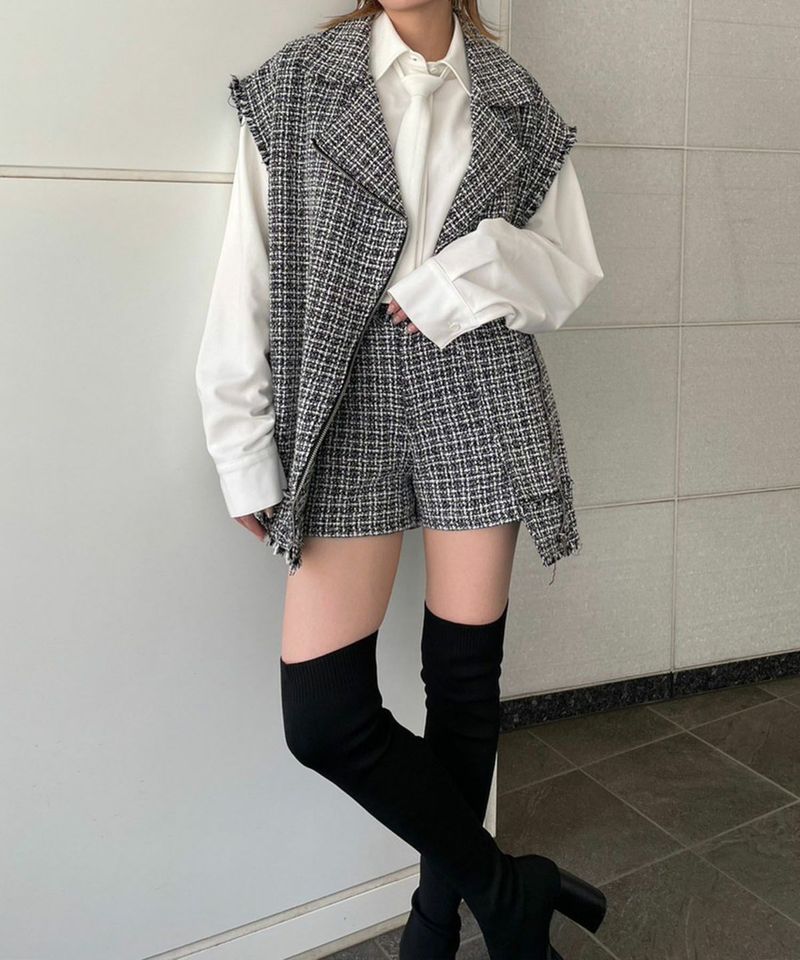 TWEED VEST