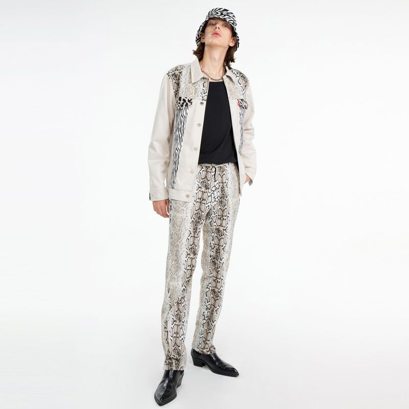 パイソンパンツ