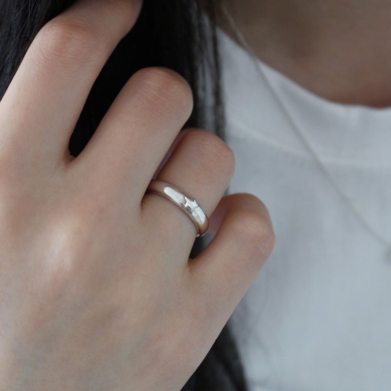 Chubby star ring