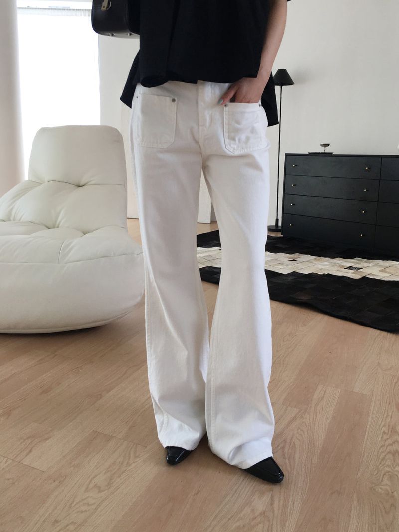 nobiyaka（ノビヤカ）の「Front pocket semi bootcut pants（Pants）」