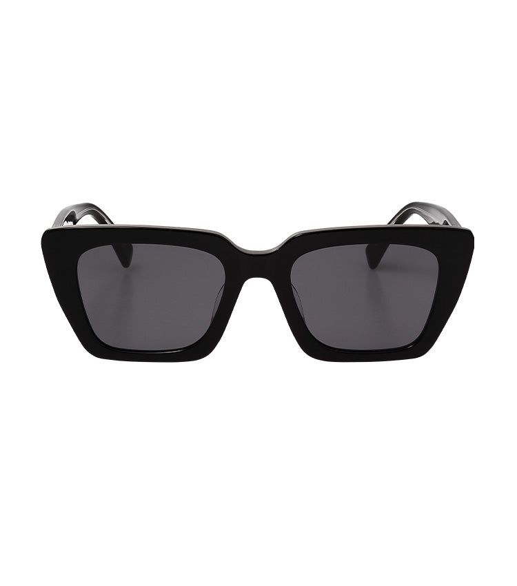 VEDI VERO（ヴェロ）の「VVCA12 サングラス / VEDI VERO サングラス VVCA12/BLK（ファッション小物）」
