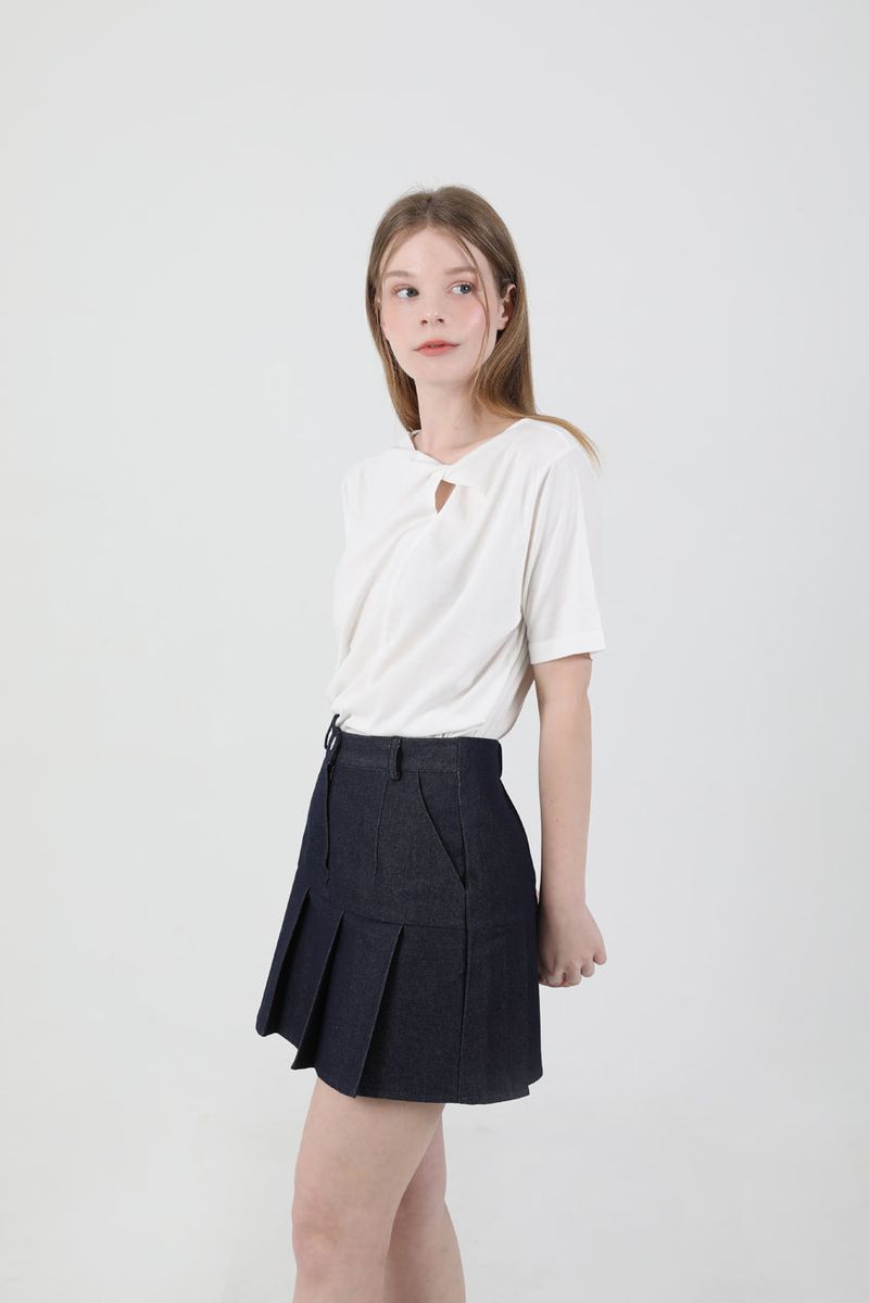 Modern Slit Shirring T-shirt White