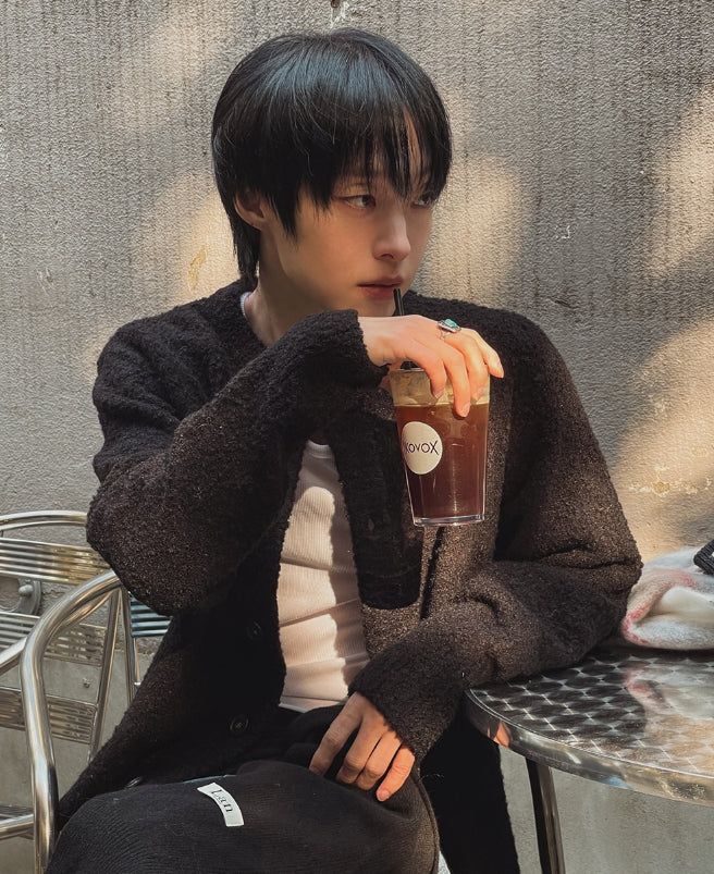 [LANARCH] Boucle Round Neck Cardigan
