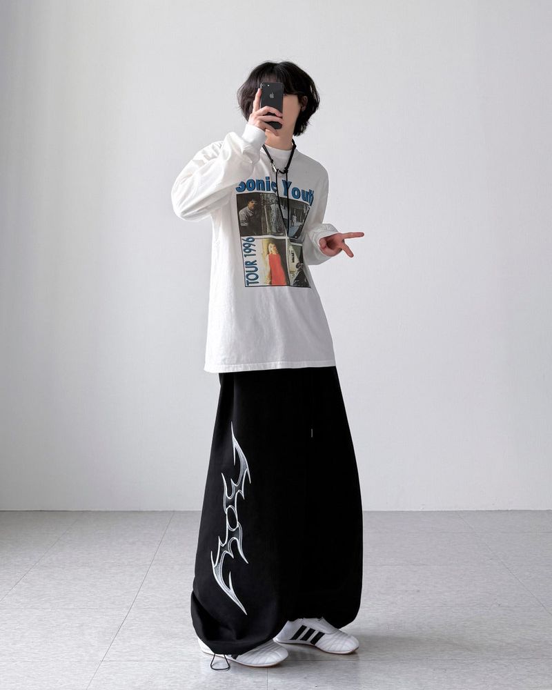 Tour List Long Sleeve