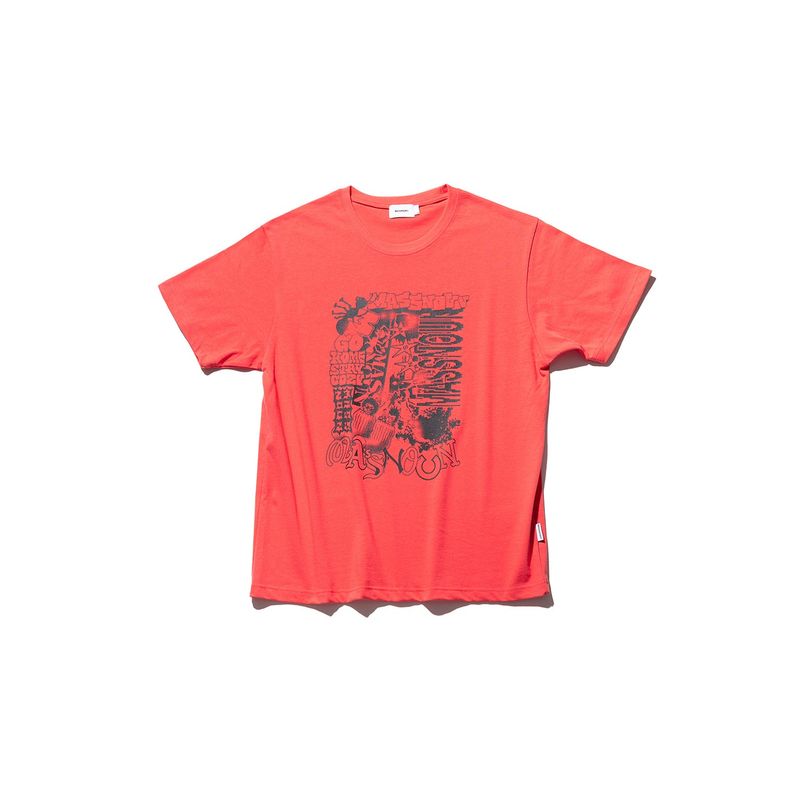 COLLAGE T-SHIRTS