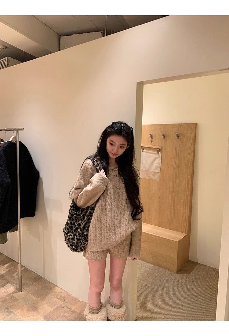 Oatmeal toggle wool twisted knitwear two-piece set