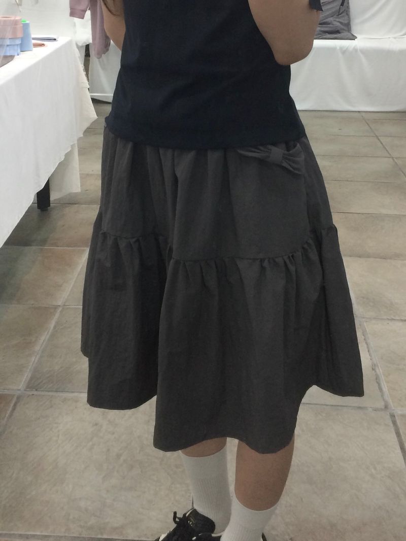 adorntie（アドオンタイ）の「 Bow Tiered Skirt (taupe)（Skirts）」