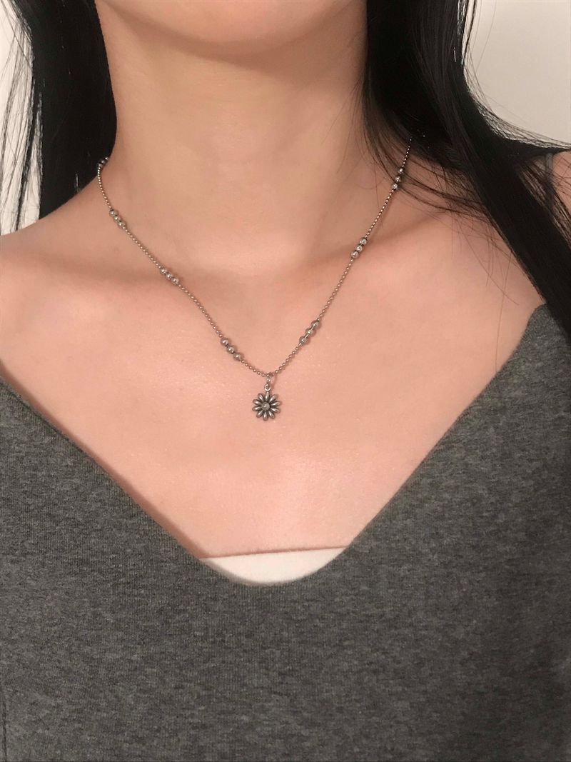 flower ball necklace