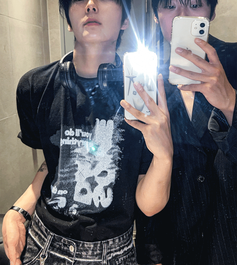 on-time short-sleeved T-shirt