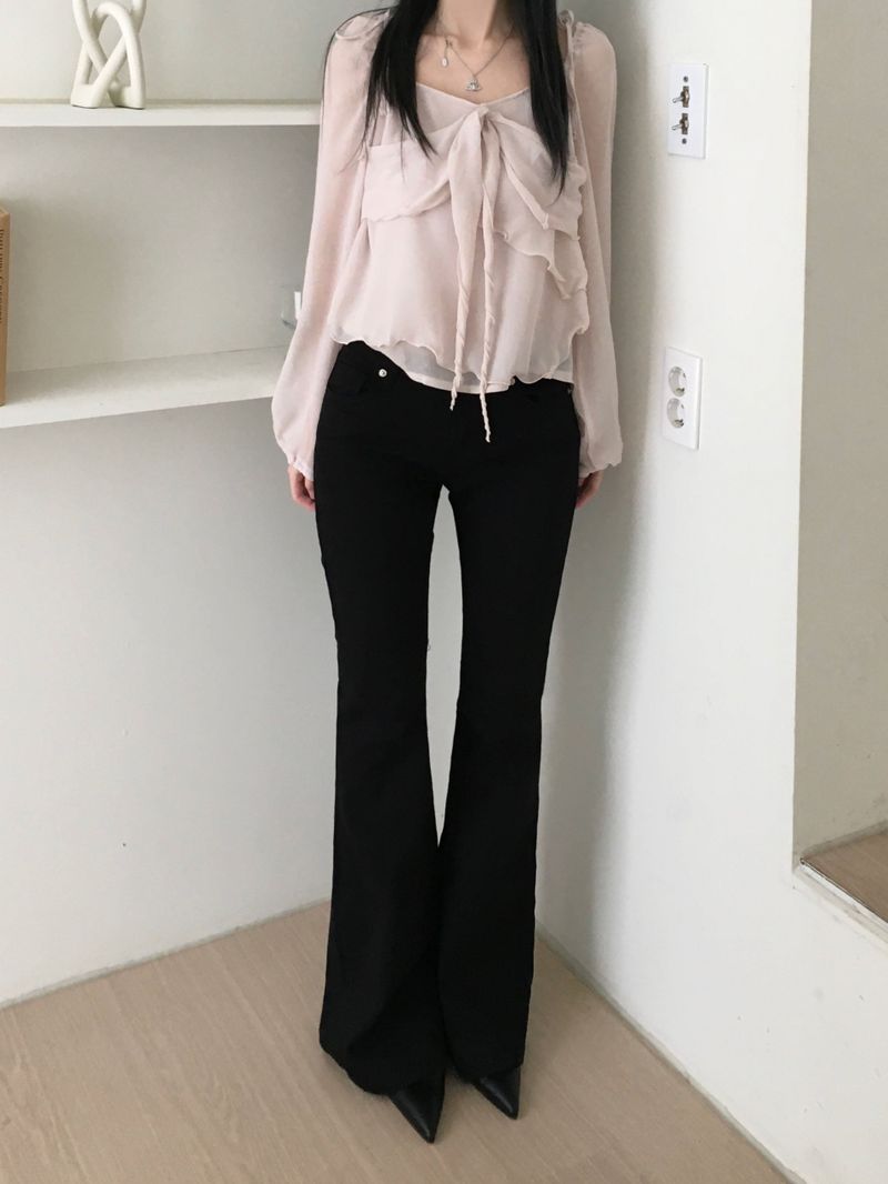 cheek ribbon blouse (2 colors)