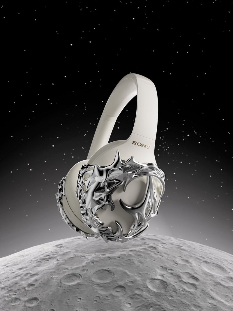 The Star & Moon - Sony XM4 Case