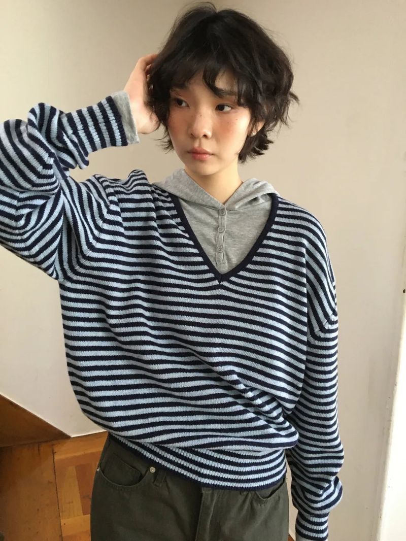 Cebu striped V-neck knit (2color)