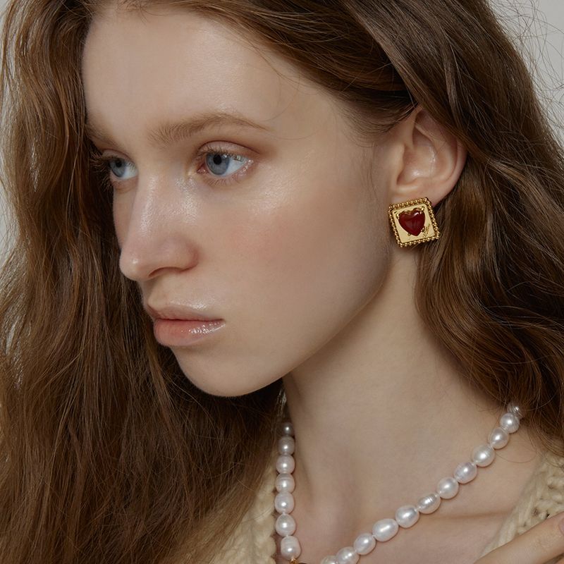 Square Heart Earrings_Gold