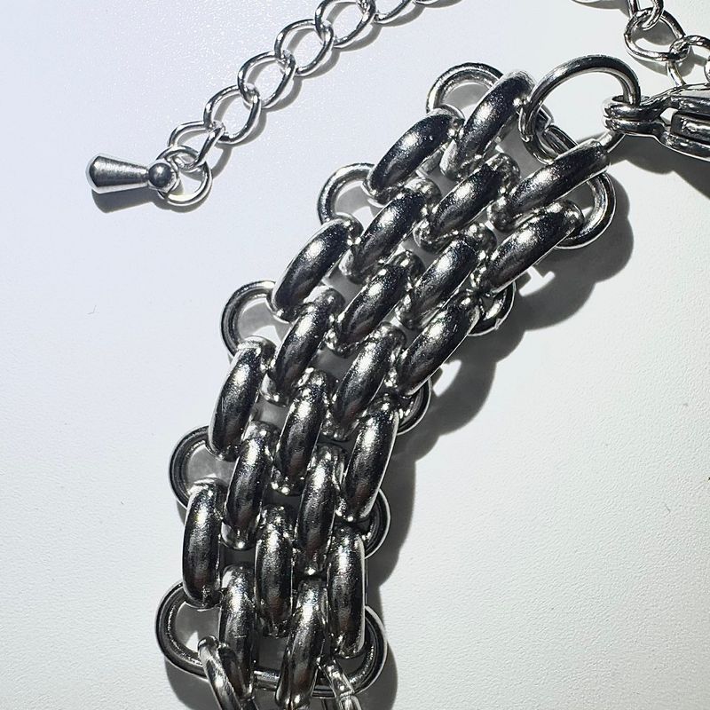 Hardcore bracelet.08