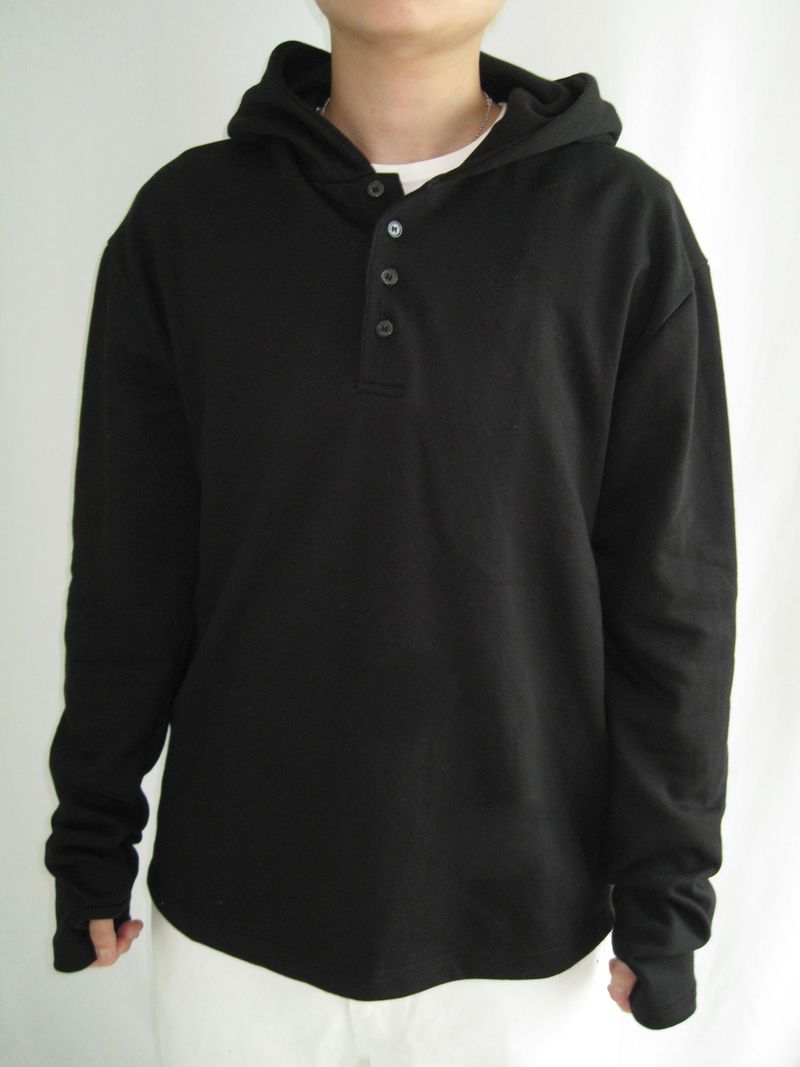 Hand Warmer Henley Neck Hoodie (4c)
