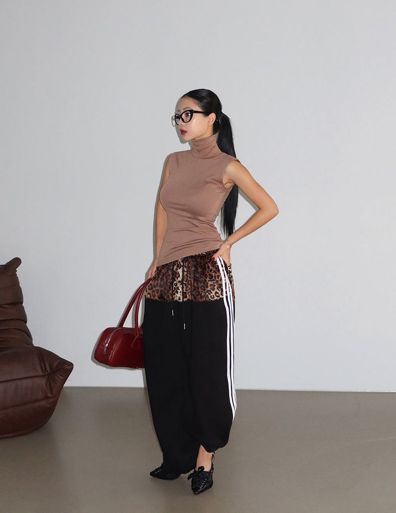 leopard track napping string jogger wide pants