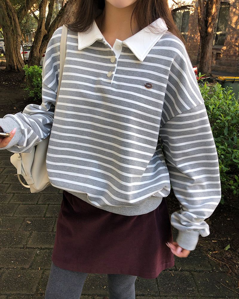 BEIDELLI（ベイデリー）の「[ORIGINAL] Navel Stripe Collar Sweatshirt（Tops）」