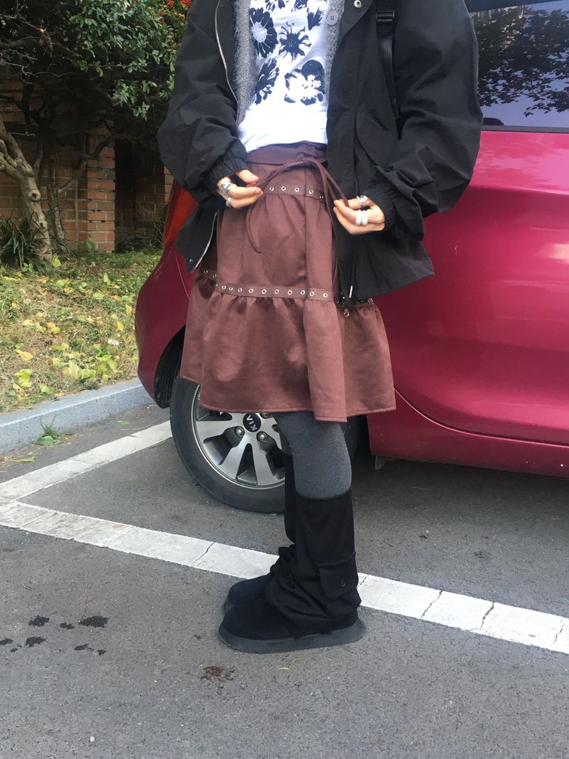 eyelet tier skirt
